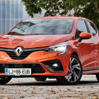 Renault clio TCe 100 intense test 2019 (1 of 19).jpg