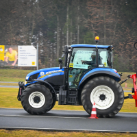 Traktor tecaj varne vožnje AMZS (16 of 44).jpg