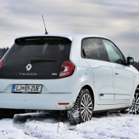 Renault twingo electric intens AMZS-12.jpg