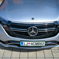 Mercedes EQC 400 4matic AMZS-15.jpg