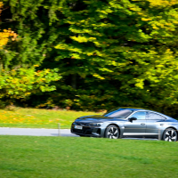 Audi e-tron GT quattro AMZS-34.jpg