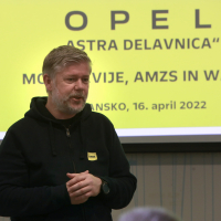 Člani AMZS za volanom nove opel astre - reportaža 2022