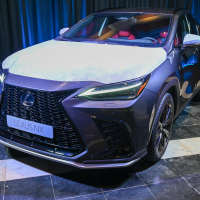 Lexusa NX pristnost avtomobilskega rokodelstva - doživetje 2022