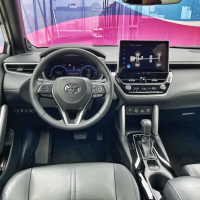 Toyota corolla cross 2.0 HSD e-CVT AWD-i executive - test 2023