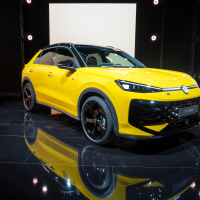 Volkswagen T-roc - prvi pogled 2025