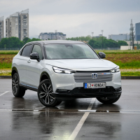 Honda HR-V e:HEV - panorama 2025