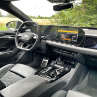 Audi A6 avant e-tron quattro business - test 2025