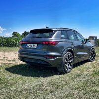 Audi Q6 e-tron quattro business - test 2025