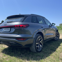 Audi Q6 e-tron quattro business - test 2025