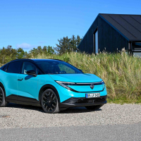 Novi nissan leaf - za volanom 2025