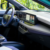 Novi nissan leaf - za volanom 2025