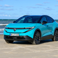 Novi nissan leaf - za volanom 2025