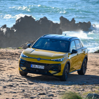 Volkswagen T-roc - Za volanom 2025