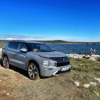 Mitsubishi outlander 2.4 PHEV instyle - test 2025