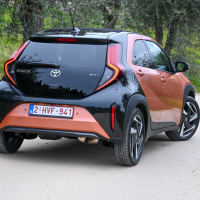 Toyota aygo X HEV - za volanom