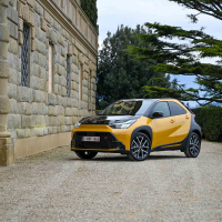 Toyota aygo X HEV - za volanom