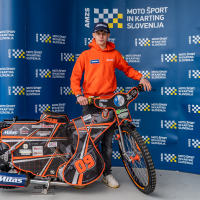 NOV KONF pred sezono 2026 ena