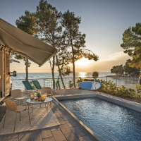 Kampiranje na otoku Pag