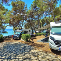 Kamp Kozarica v Pakoštanih