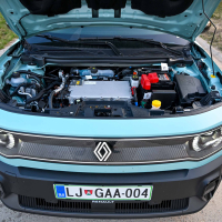 Renault 4 e-tech electric techno - test 2026