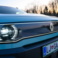 Renault 4 e-tech electric techno - test 2026