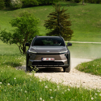 Toyota bZ4X touring - za volanom 2026