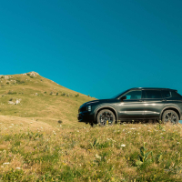 Mitsubishi outlander 2.4 PHEV black edition - panorama 2026
