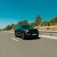 Mitsubishi outlander 2.4 PHEV black edition - panorama 2026