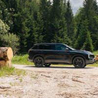 Mitsubishi outlander 2.4 PHEV black edition - panorama 2026