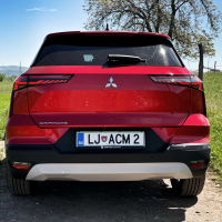 Mitsubishi grandis 1.3 DI-T mHEV DCT 7 intense - test 2026