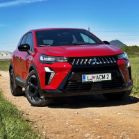 Mitsubishi grandis 1.3 DI-T mHEV DCT 7 intense - test 2026