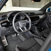 Audi Q3 35 TFSI S tronic S line (23 of 26).jpg