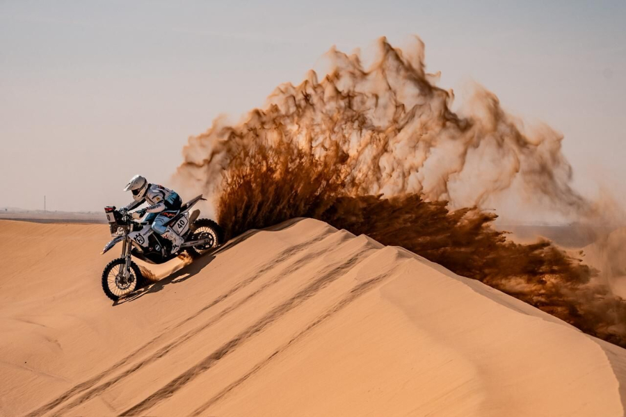 Taj Karo se je imenitno znašel na mehkih sipinah.