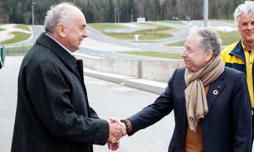 Predsednik FIA Jean Todt obiskal AMZS