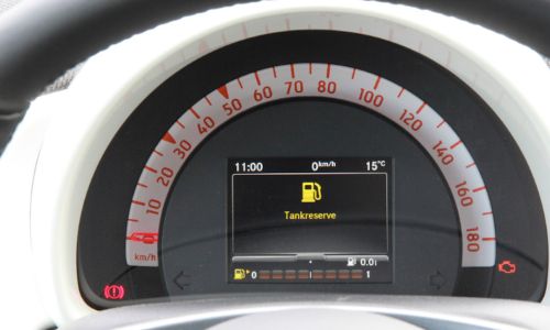 Kako natančni so prikazovalniki količine goriva v avtu?