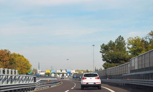 Povečano število zahtevkov za izterjavo neplačanih cestnin za uporabo italijanskih avtocest