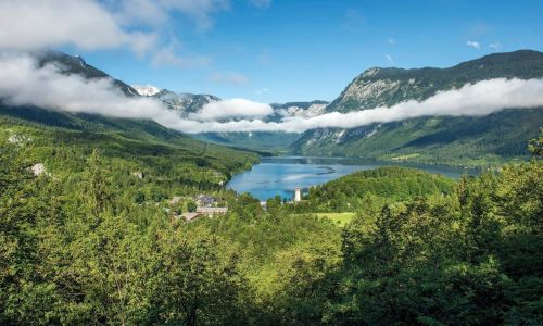 Kampiranje in nove glamping hiške v kampu Danica v Bohinjski Bistrici