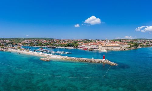 Zlati otok Krk vabi na pomladanski oddih ob morju