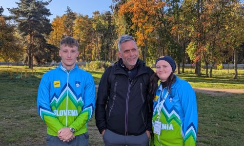 Beti Kočet in Anže Kosmač zastopala Slovenijo na mednarodnem tekmovanju FIA Best Young Driver