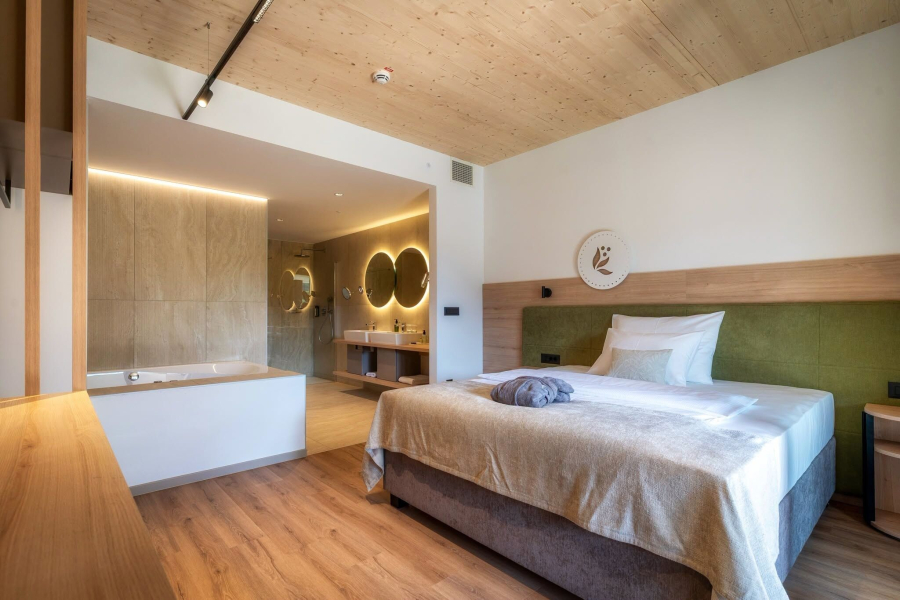Novo odprti NaturHotel Snovik vključuje tudi suite s privatnim wellnessom