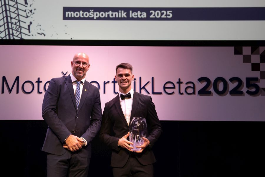 Marko Belšak, predsednik AMZS, in Tim Gajser, motošportnik leta 2025.