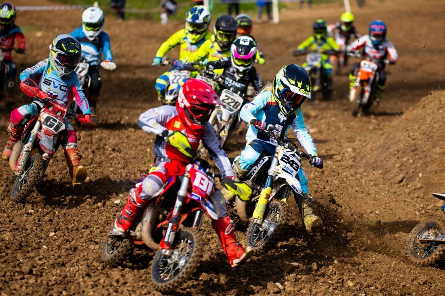 Na progi Cukarca v Dolini pod Kalom je bilo zadnje dejanje sezone Elf državnega prvenstva Slovenije v motokrosu.