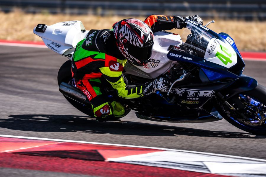Tai Žuran (44) se je v Bolgariji izkazal z dvema uvrstitvama na zmagovalni oder razreda Junior Sportbike.