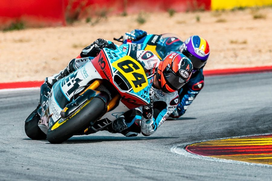 Enej Krševan (64) je na dirkališču MotorLand Aragon v Španiji prišel do novih točk za skupni seštevek razreda moto 2. (Foto Korda)