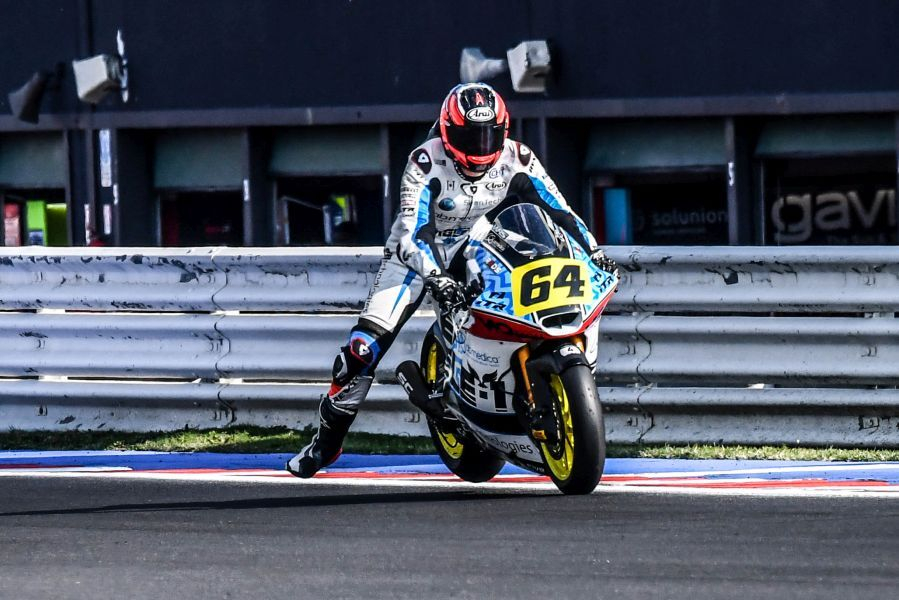 Enej Krševan (64) je evropsko sezono v razredu moto 2 žal sklenil z odstopom. (Foto Korda)
