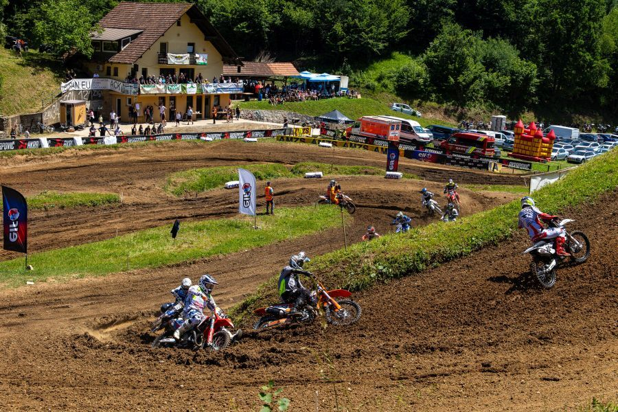 Na progi Cukarca v Dolini pod Kalom bodo vozniki odločili o naslovih državnih prvakov v posameznih kategorijah letošnjega ELF državnega prvenstva Slovenije v motokrosu.