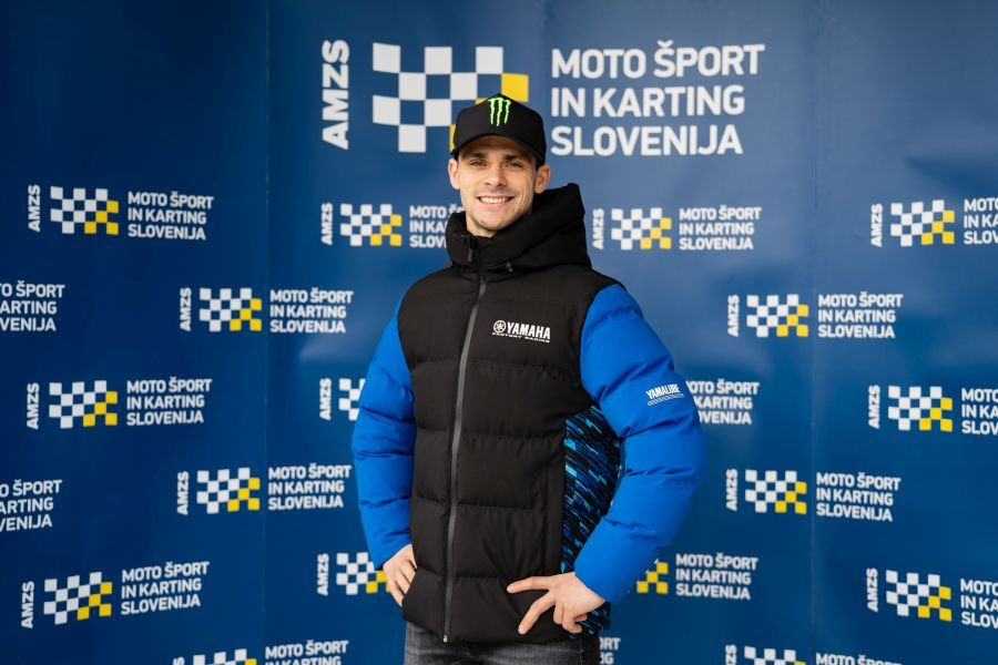 Tim Gajser je z Yamaho uspešno opravil uvodno preizkušnjo sezone svetovnega prvenstva v motokrosu.