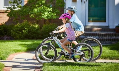 Na pedalih: Kako izbrati ustrezno kolo za otroka?