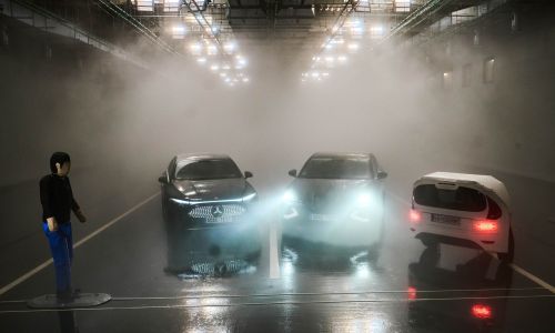 AMZS test asistenčnih sistemov v slabih vremenskih razmerah