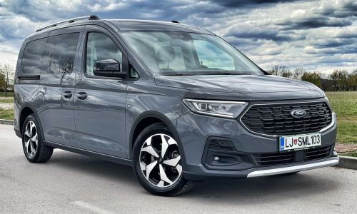 Panorama: Ford tourneo connect 1.5 PHEV active